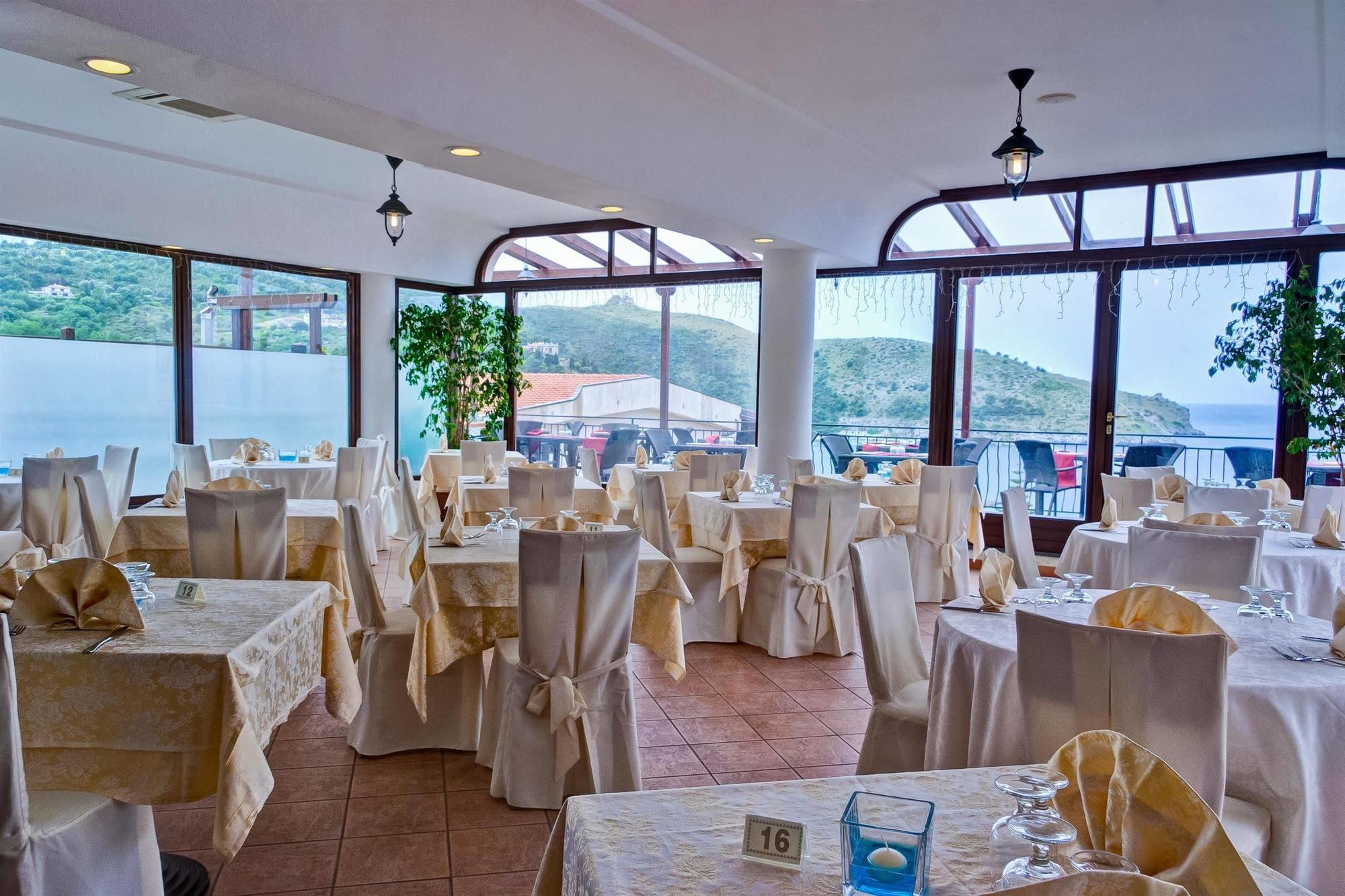Western La Conchiglia 4*